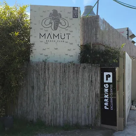 Habitación en casa particular Doble Con Bano Privado Y Desayuno Incluido *