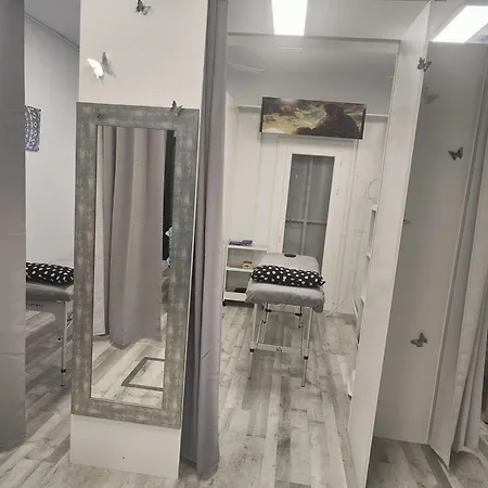 Habitación Doble Con Baño Privado Y Desayuno Incluido Quarto em Acomodações Particulares *