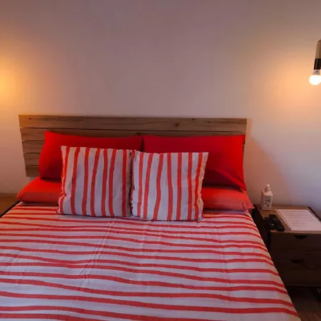 Doble Con Bano Privado Y Desayuno Incluido Viladecans